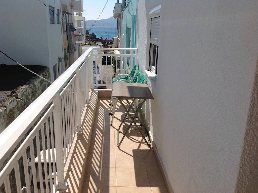 Georgias Apartments Charaki Exterior foto