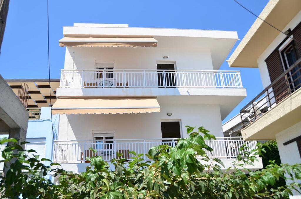 Georgias Apartments Charaki Quarto foto